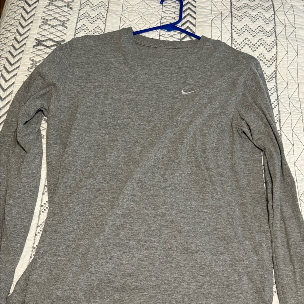 Nike Gray Long Sleeve Shirt